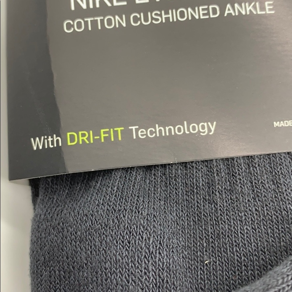NIKE EVERYDAY COTTON CUSHIONED ANKLE TRAININ SOCKS - Picture 13 of 13